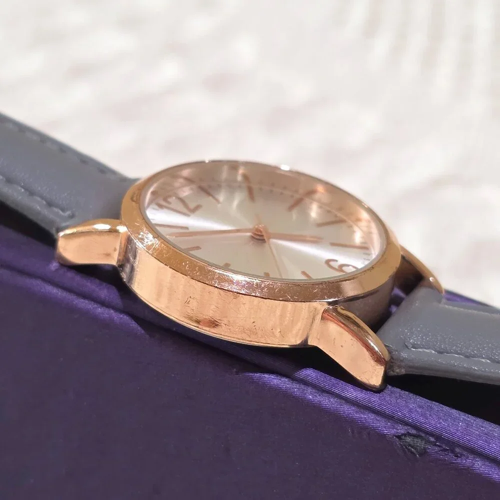 Rose Gold Pink Brushed Silver Face Gray Band Round Women's Wrist Watch Running